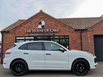 Used Porsche Cayenne 2020 for sale - 74201107: Photo