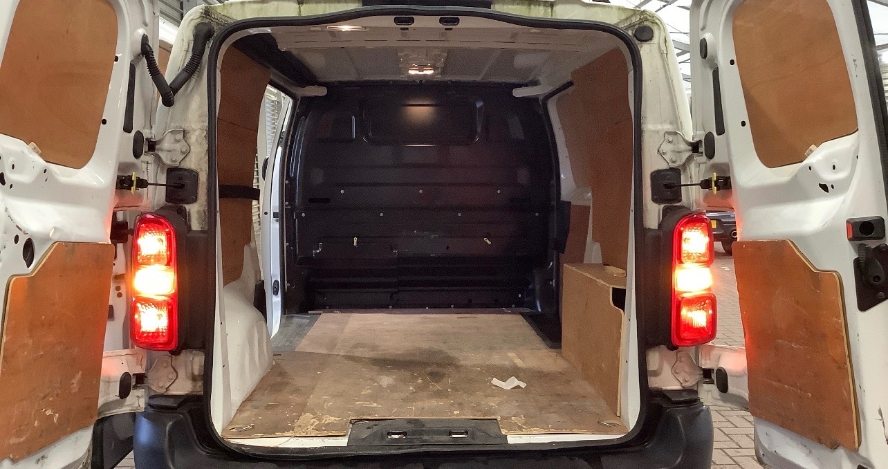 Used Peugeot Expert 2017 for sale - 77277632: Photo 4