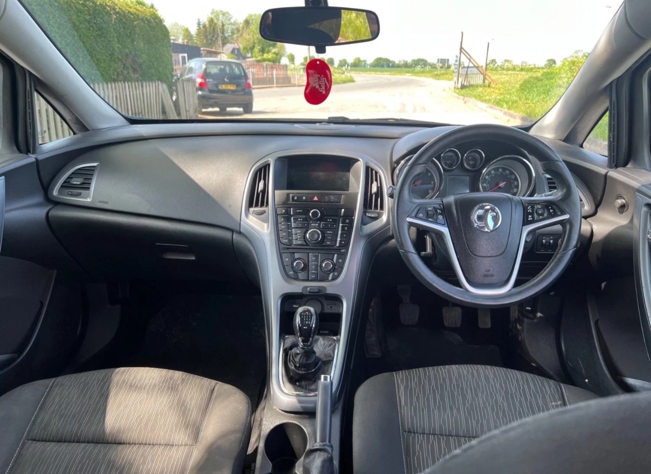 Used Vauxhall Astra 2014 for sale - 76610791: Photo 12