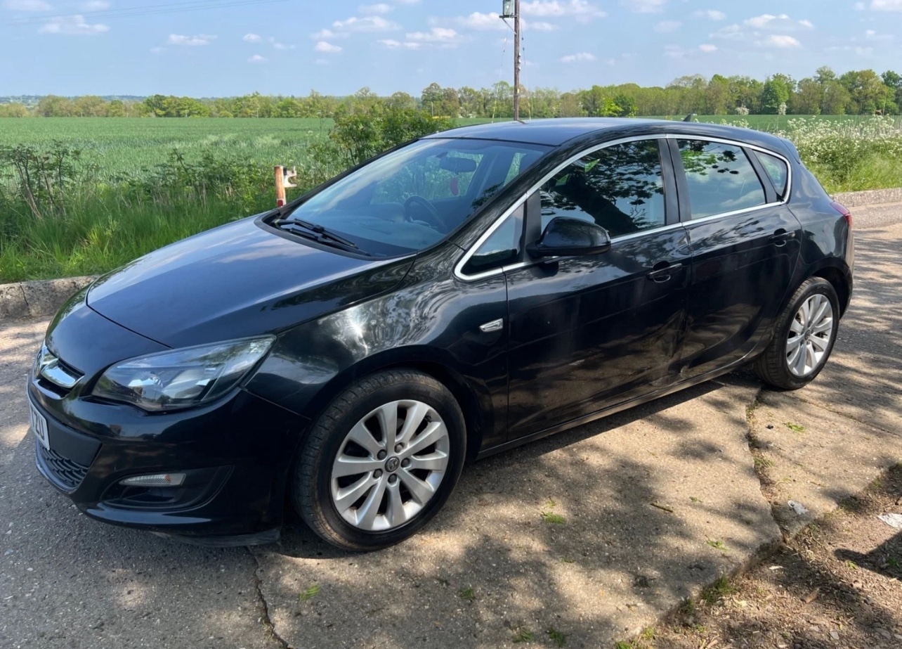 Used Vauxhall Astra 2014 for sale - 76610791: Photo 4