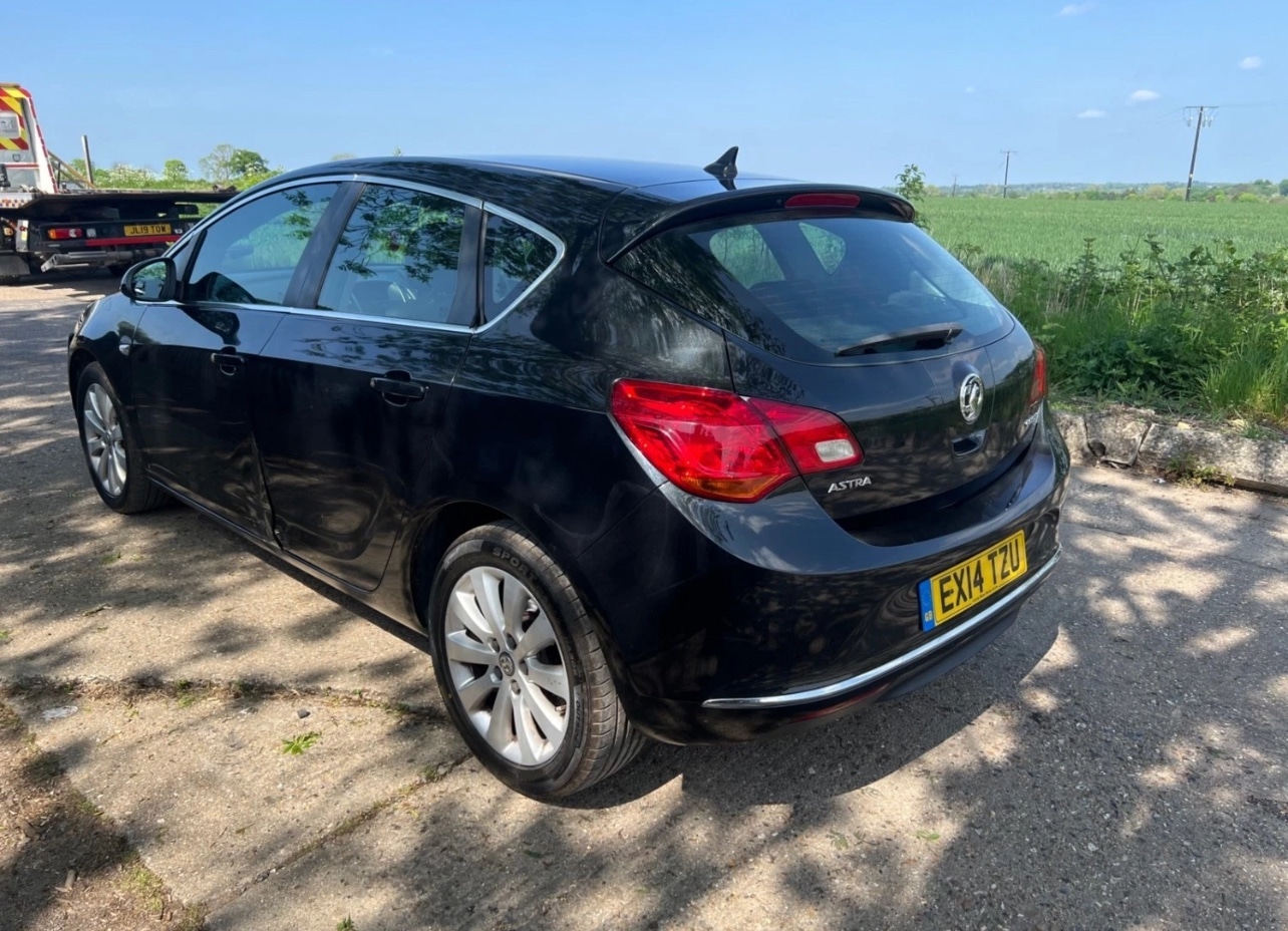 Used Vauxhall Astra 2014 for sale - 76610791: Photo 5