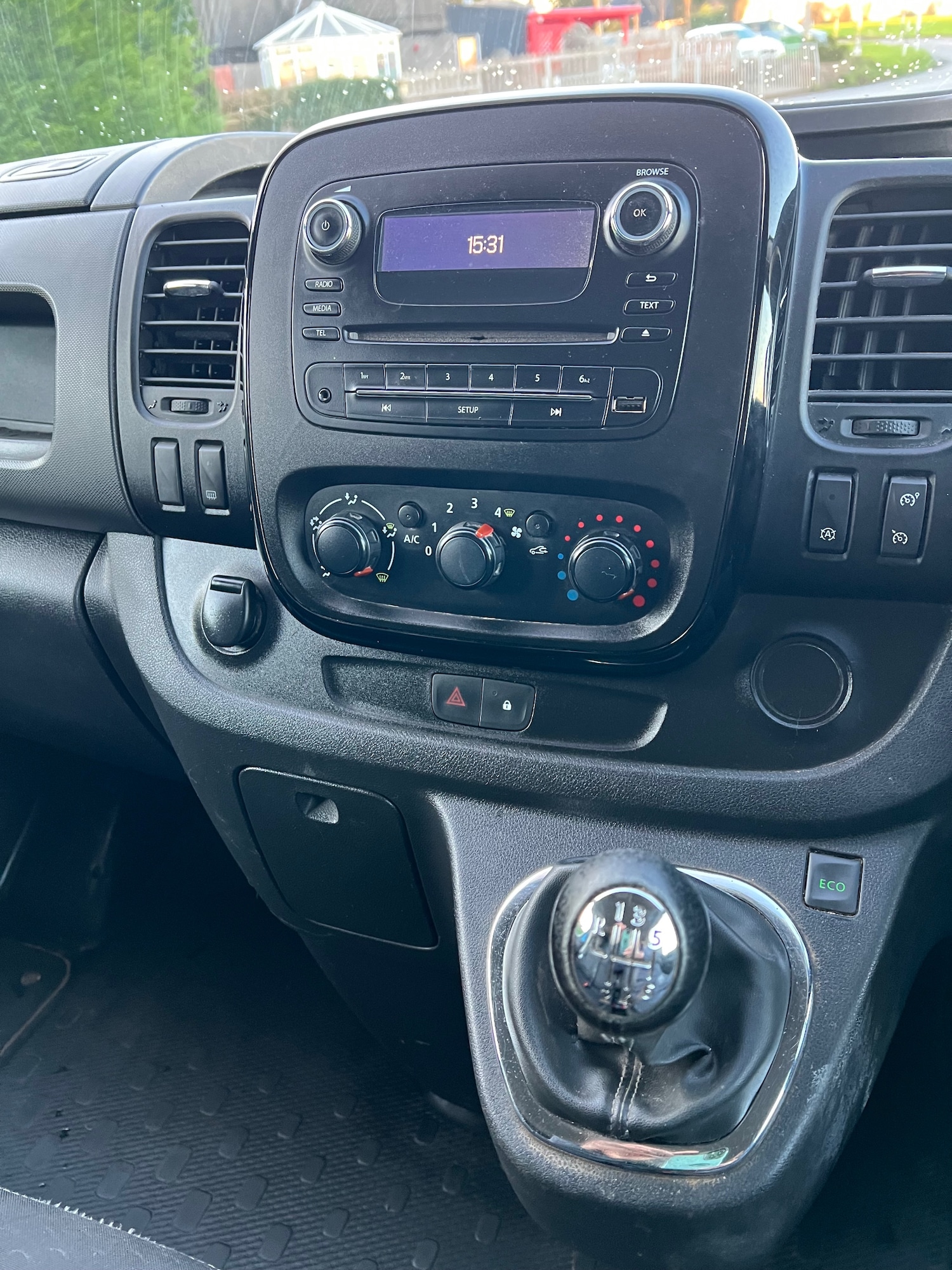 Used Vauxhall Vivaro 2016 for sale - 77053006: Photo 11