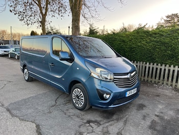 Used Vauxhall Vivaro 2016 for sale - 77053006: Photo