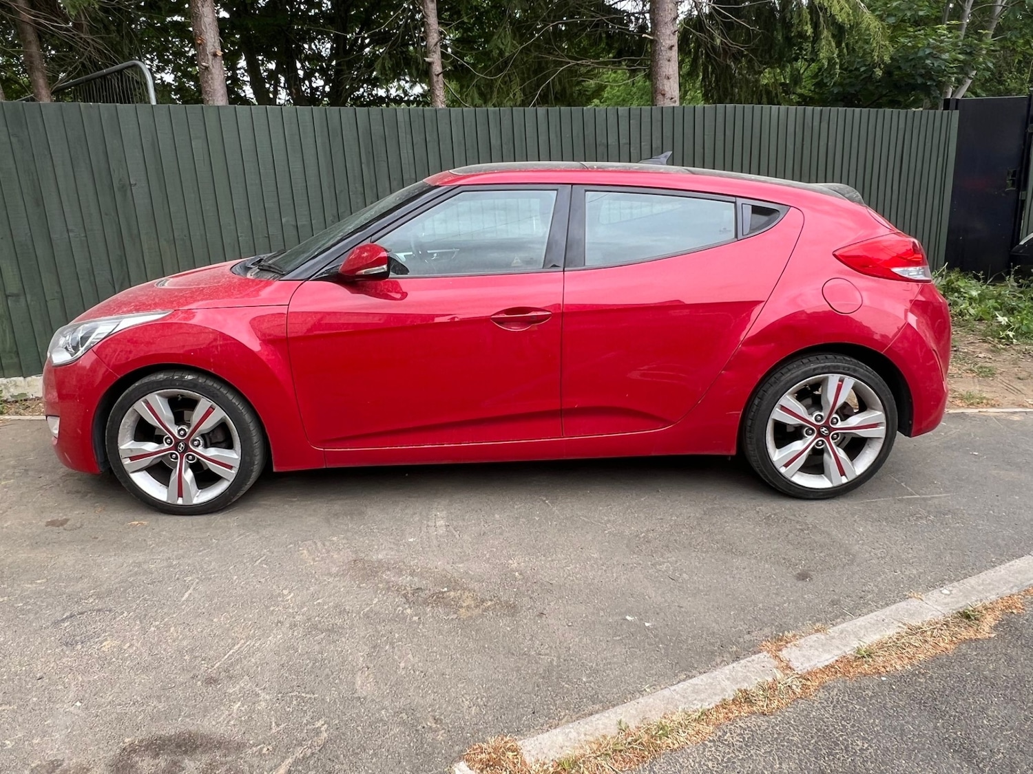 Used Hyundai Veloster 2012 for sale - 76609806: Photo 3