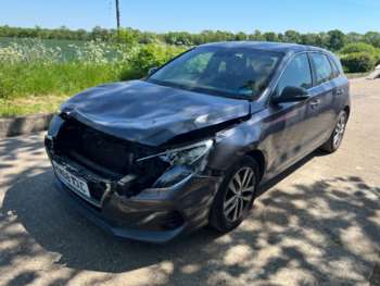 Used Hyundai i30 2018 for sale - 74602324: Photo