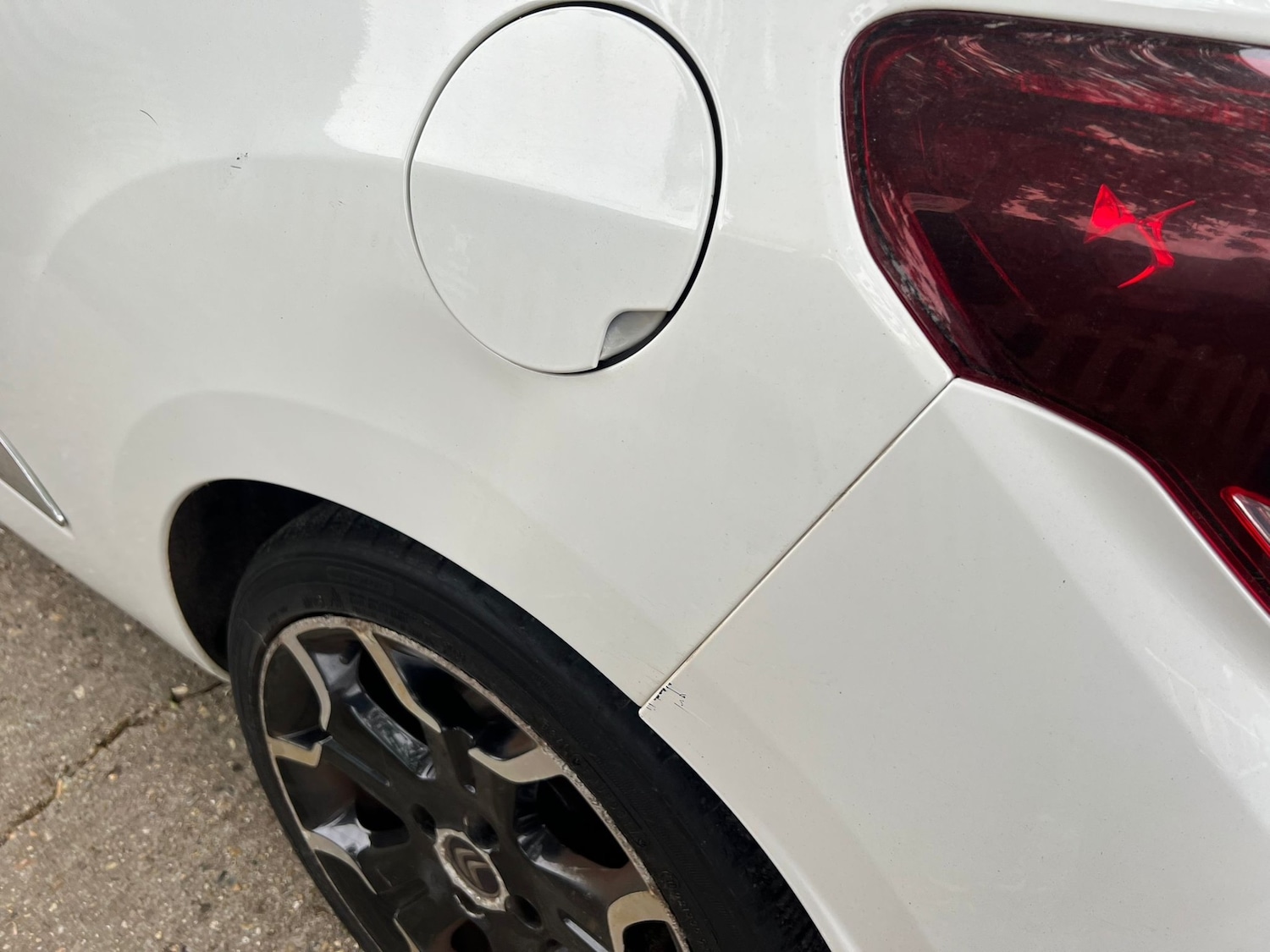 Used Citroen DS3 2014 for sale - 76609810: Photo 12