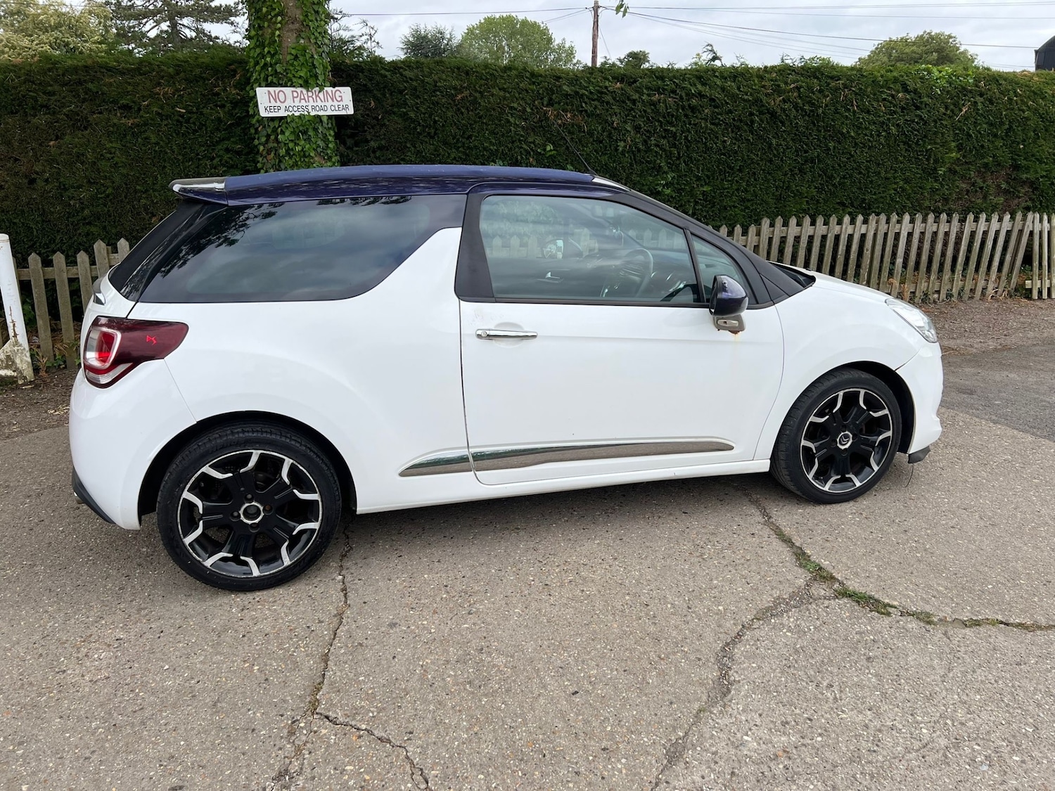 Used Citroen DS3 2014 for sale - 76609810: Photo 6
