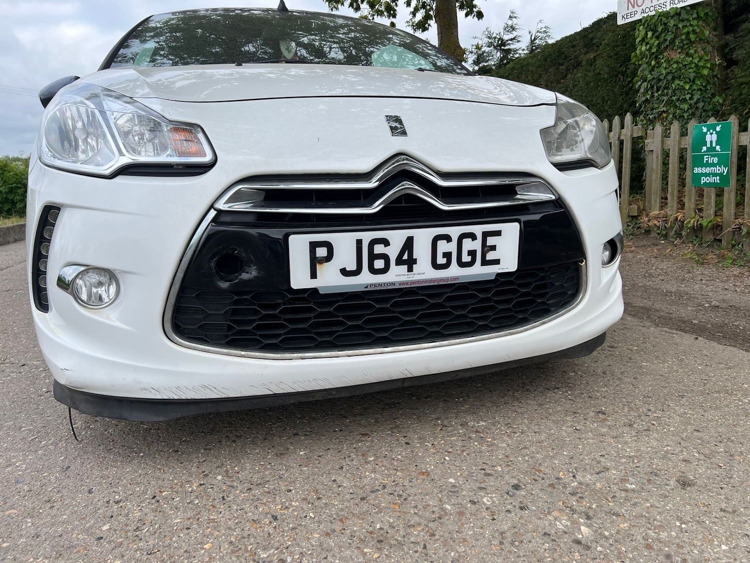 Used Citroen DS3 2014 for sale - 76609810: Photo 9