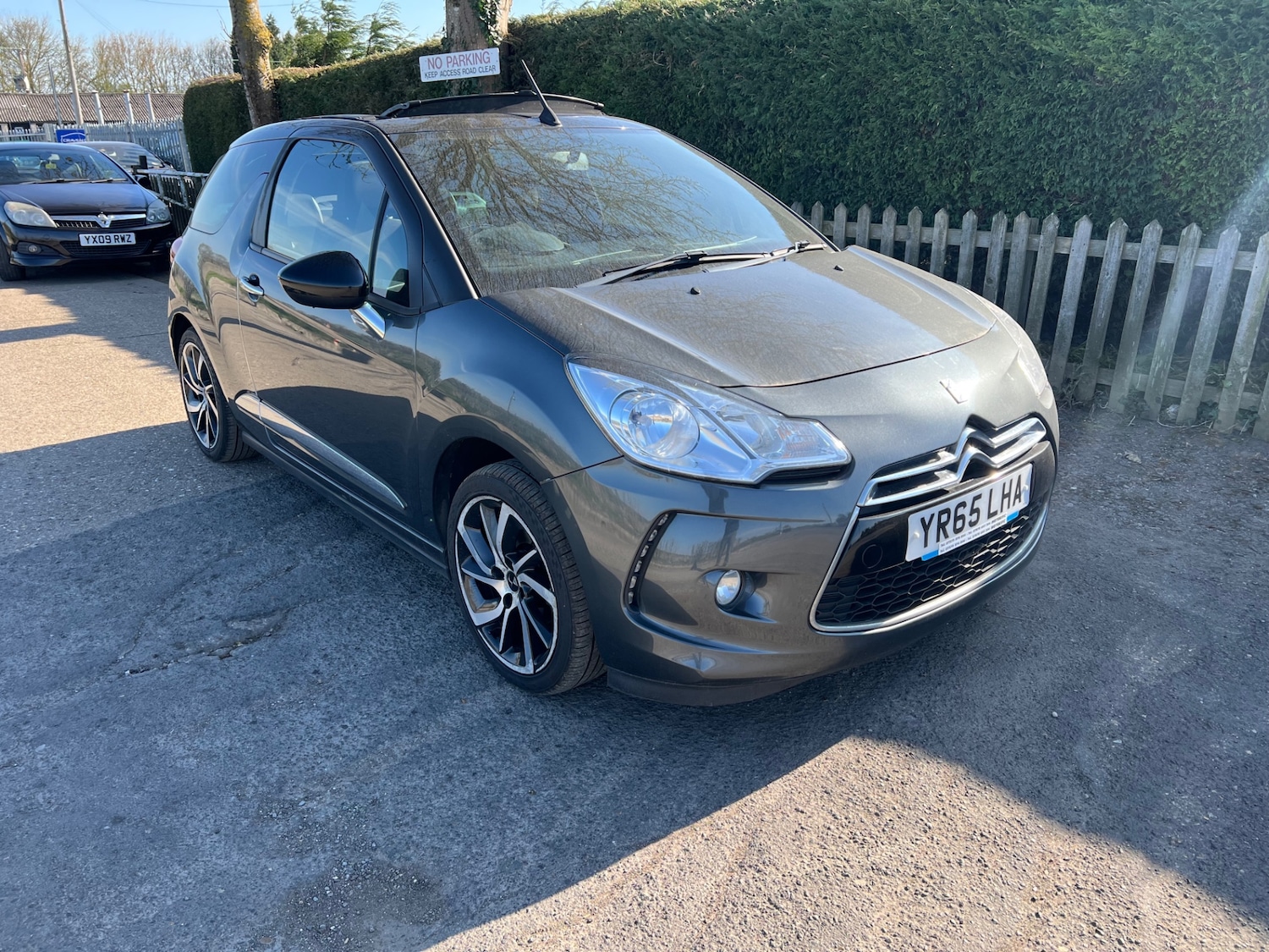 Used DS Automobiles DS 3 2015 for sale - 76610781: Photo 1