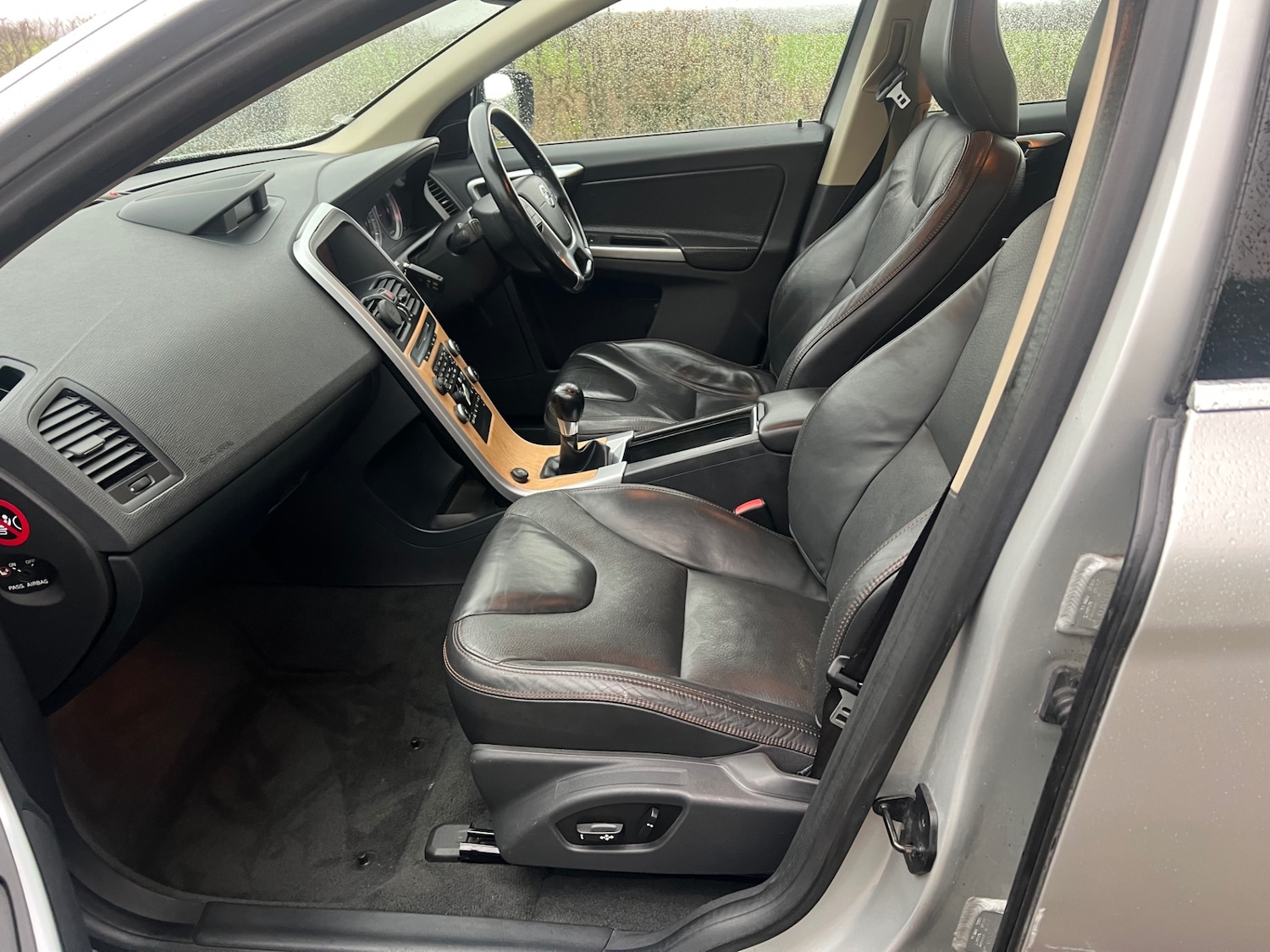 Used Volvo XC60 2010 for sale - 76627261: Photo 13