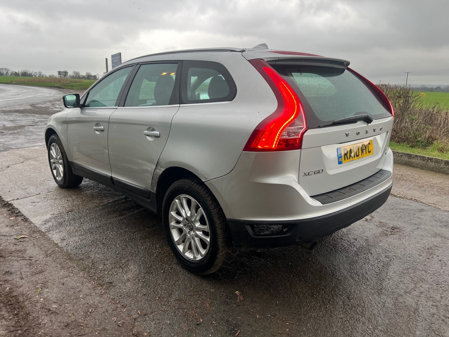 Used Volvo XC60 2010 for sale - 76627261: Photo 7