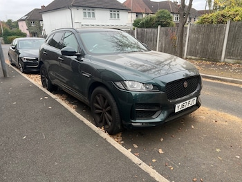 Used Jaguar F-Pace 2018 for sale - 76844989: Photo