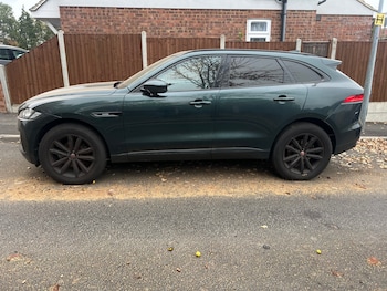 Used Jaguar F-Pace 2018 for sale - 76844989: Photo