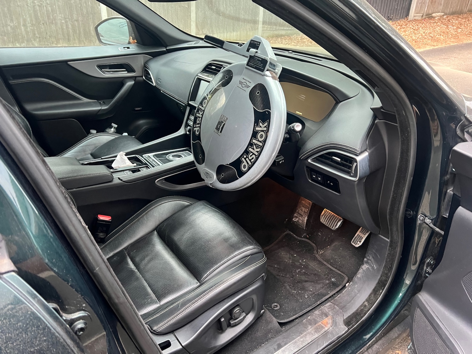 Used Jaguar F-Pace 2018 for sale - 76844989: Photo 9