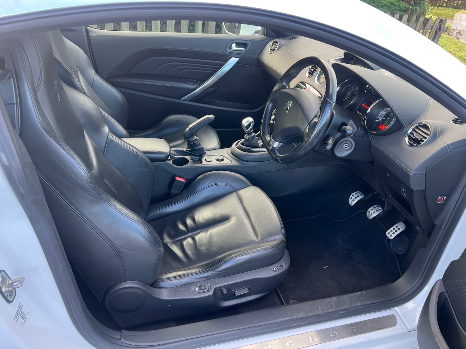 Used Peugeot RCZ 2015 for sale - 76687427: Photo 15