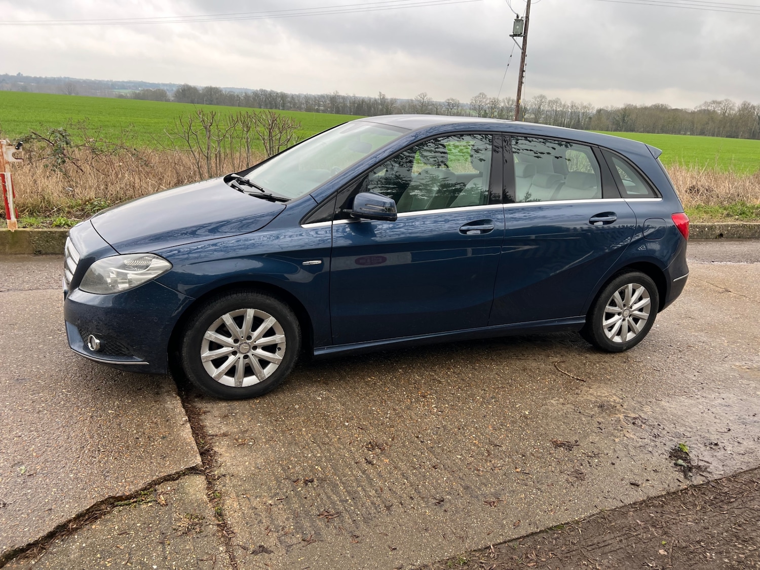 Used Mercedes-Benz B Class 2012 for sale - 77409811: Photo 4