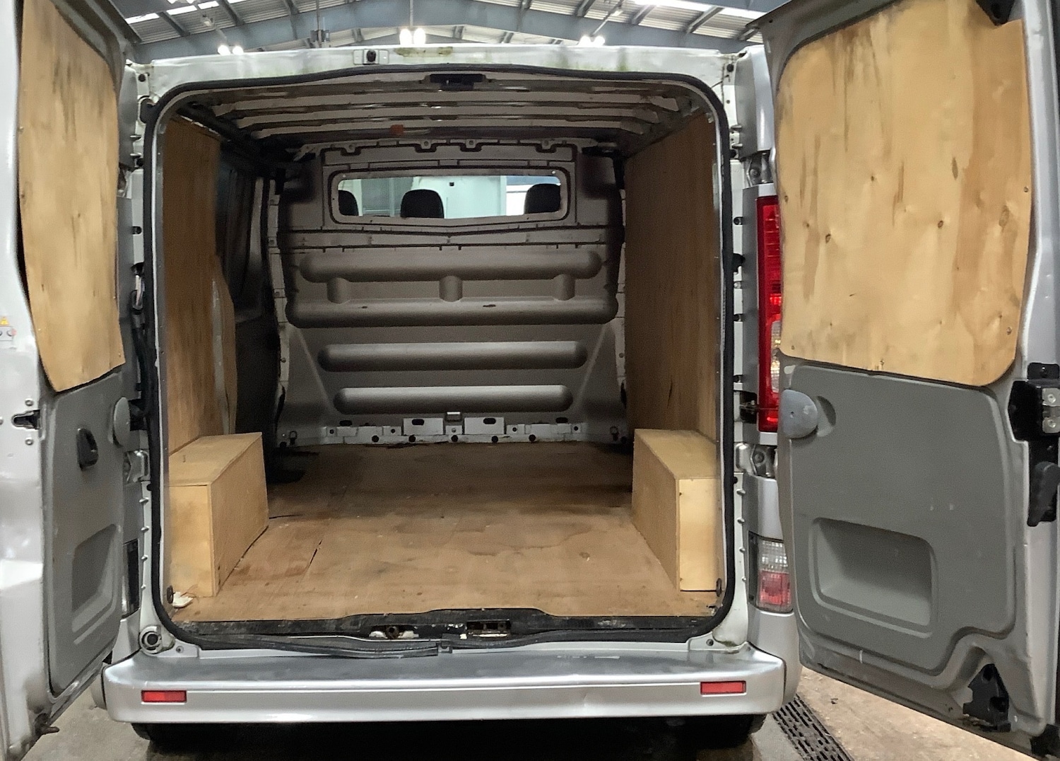 Used Vauxhall Vivaro 2013 for sale - 77508654: Photo 8