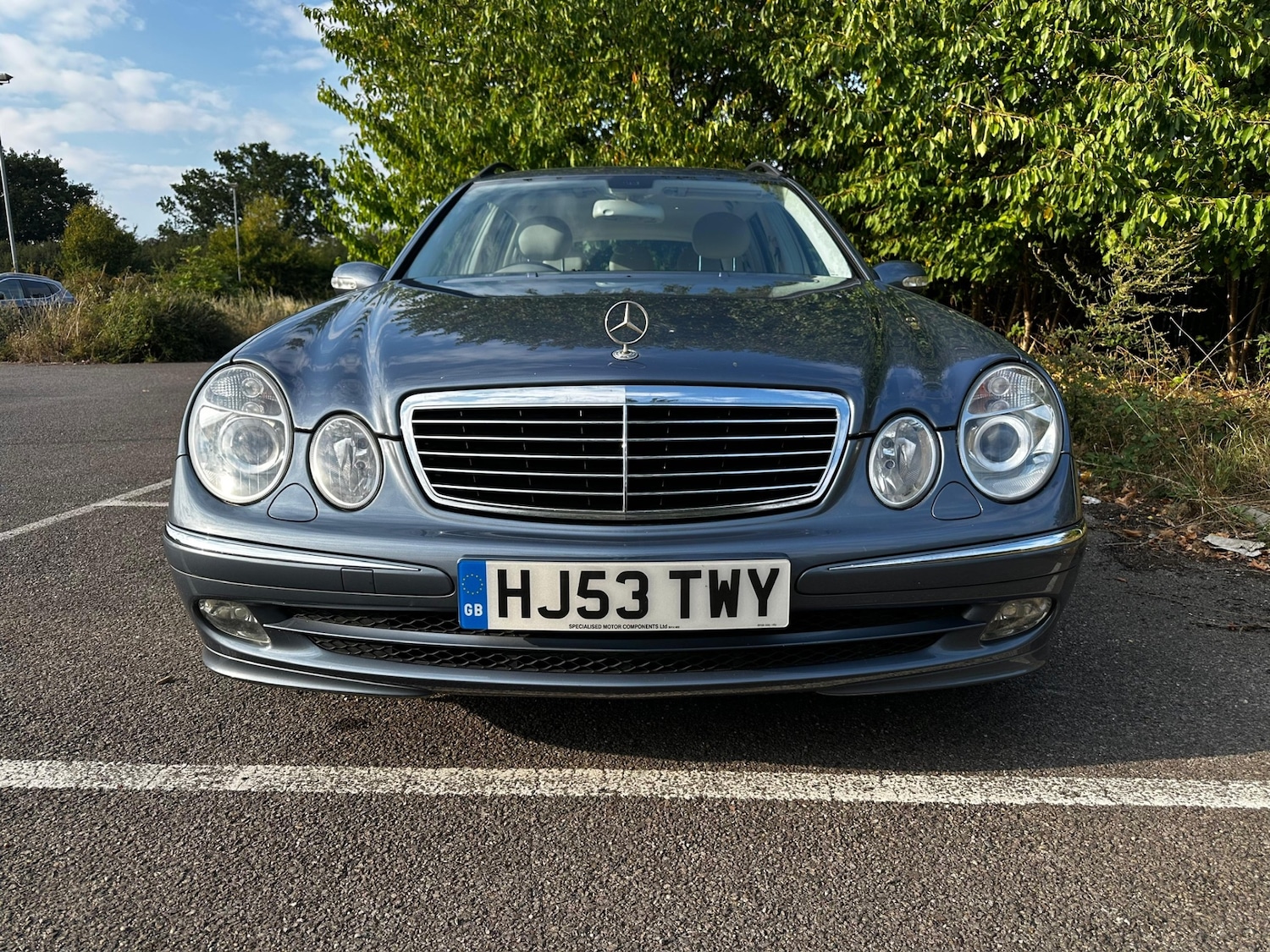 Used Mercedes-Benz E Class 2003 for sale - 76641676: Photo 3