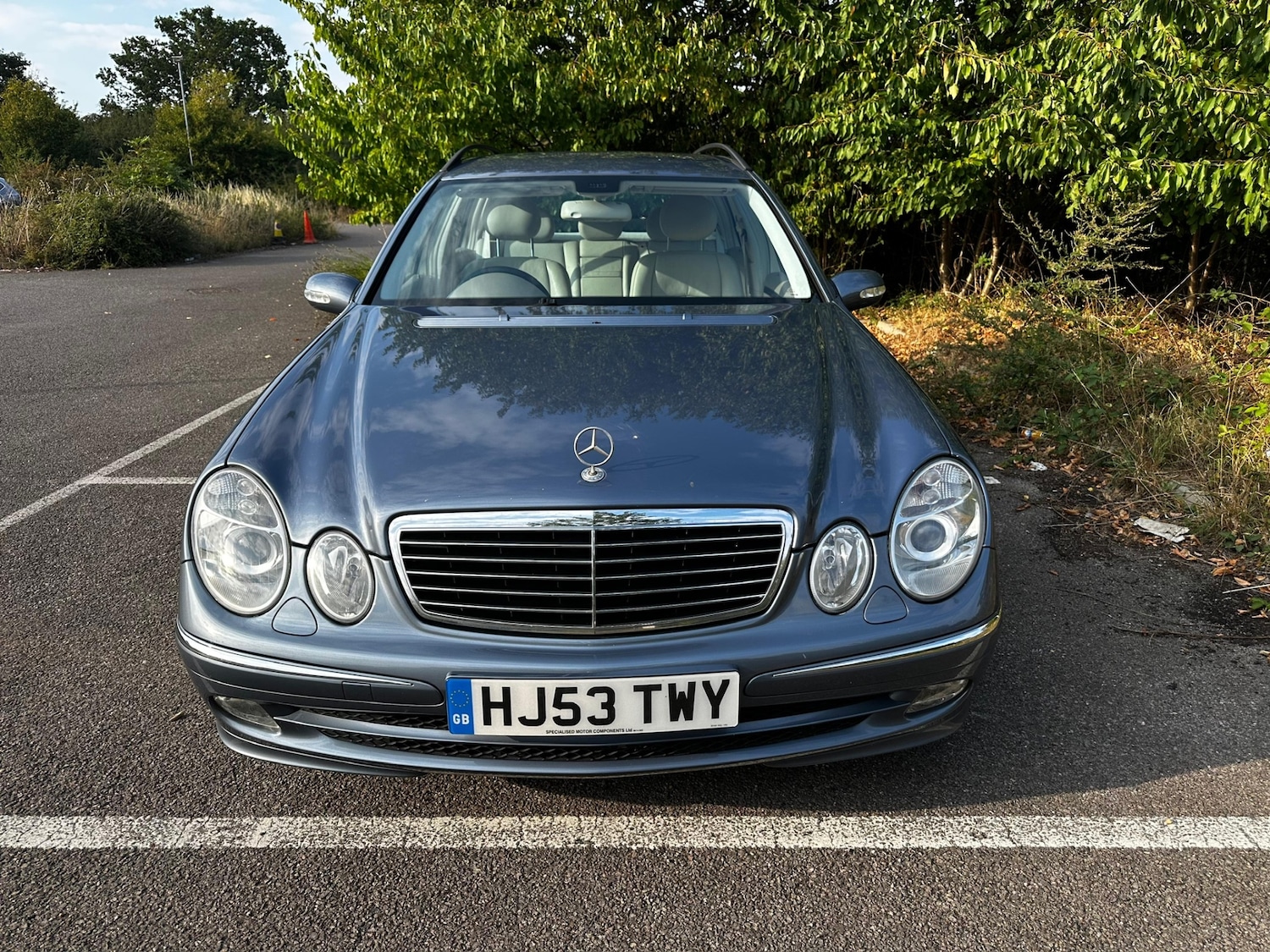 Used Mercedes-Benz E Class 2003 for sale - 76641676: Photo 4
