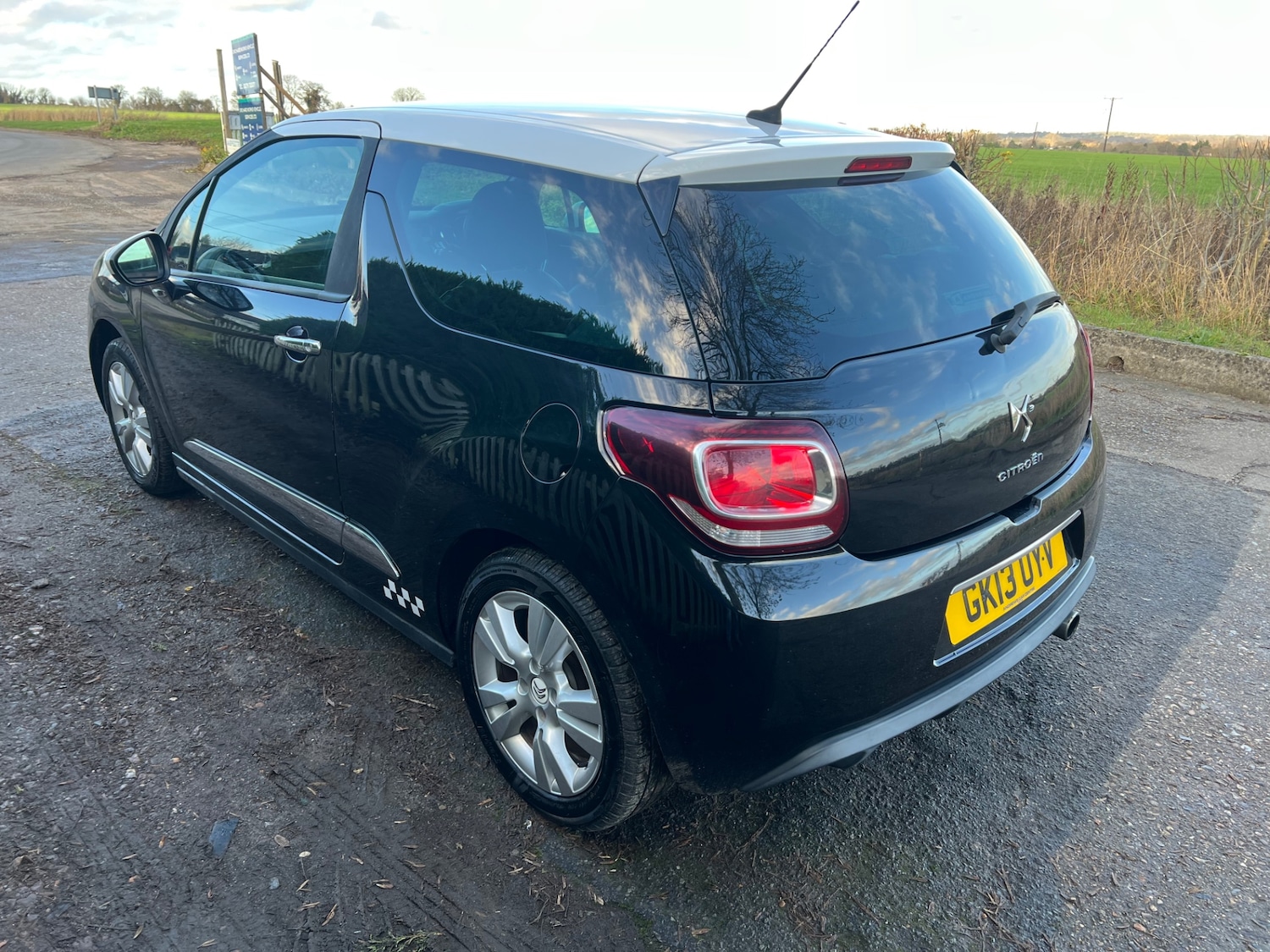 Used Citroen DS3 2013 for sale - 76670913: Photo 5