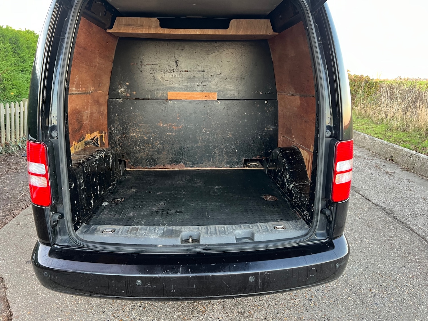 Used Volkswagen Caddy Maxi 2014 for sale - 76627267: Photo 9