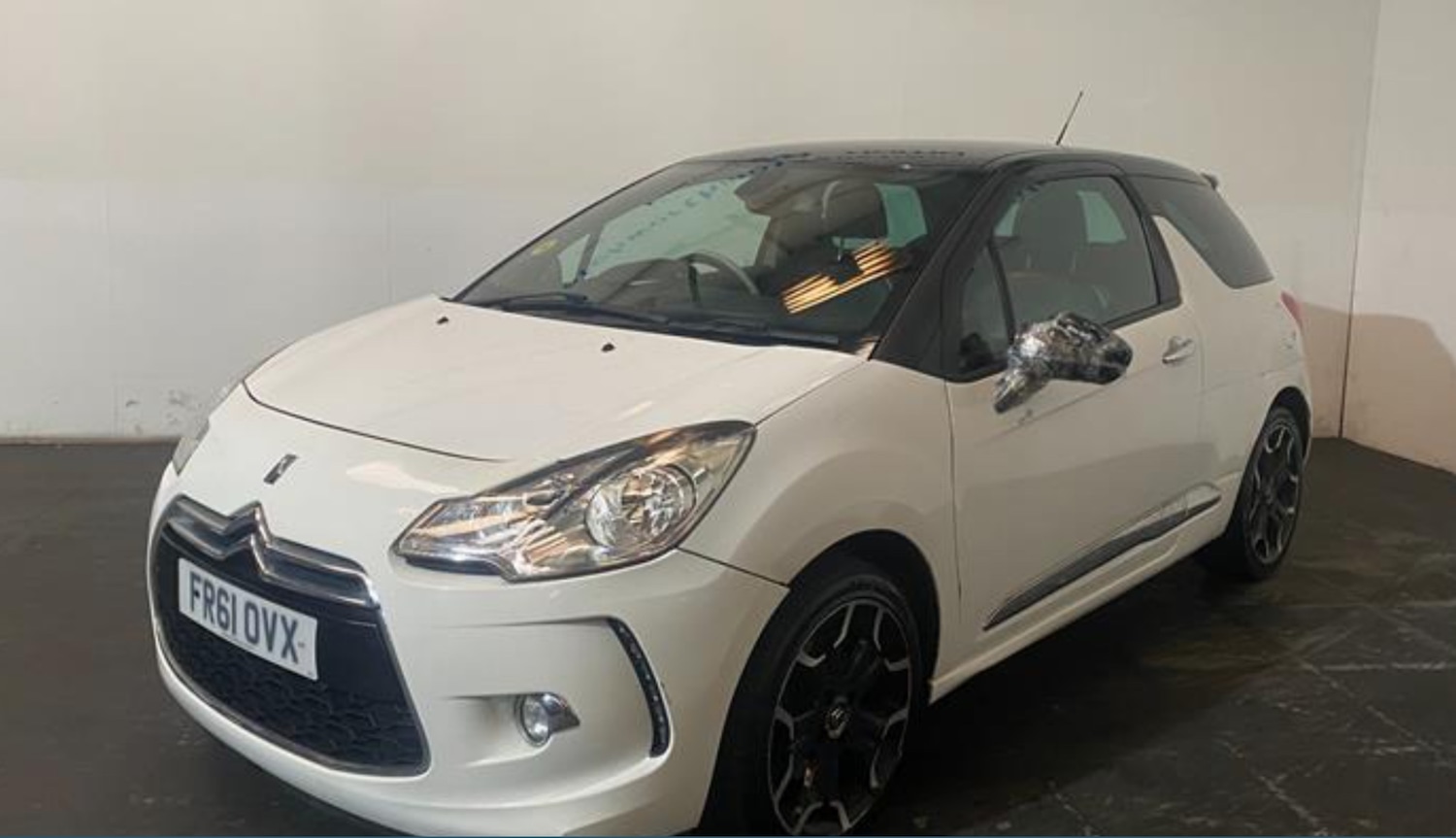 Used Citroen DS3 2011 for sale - 76643664: Photo 3