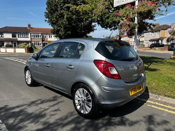 Used Vauxhall Corsa 2011 for sale - 79038114: Photo