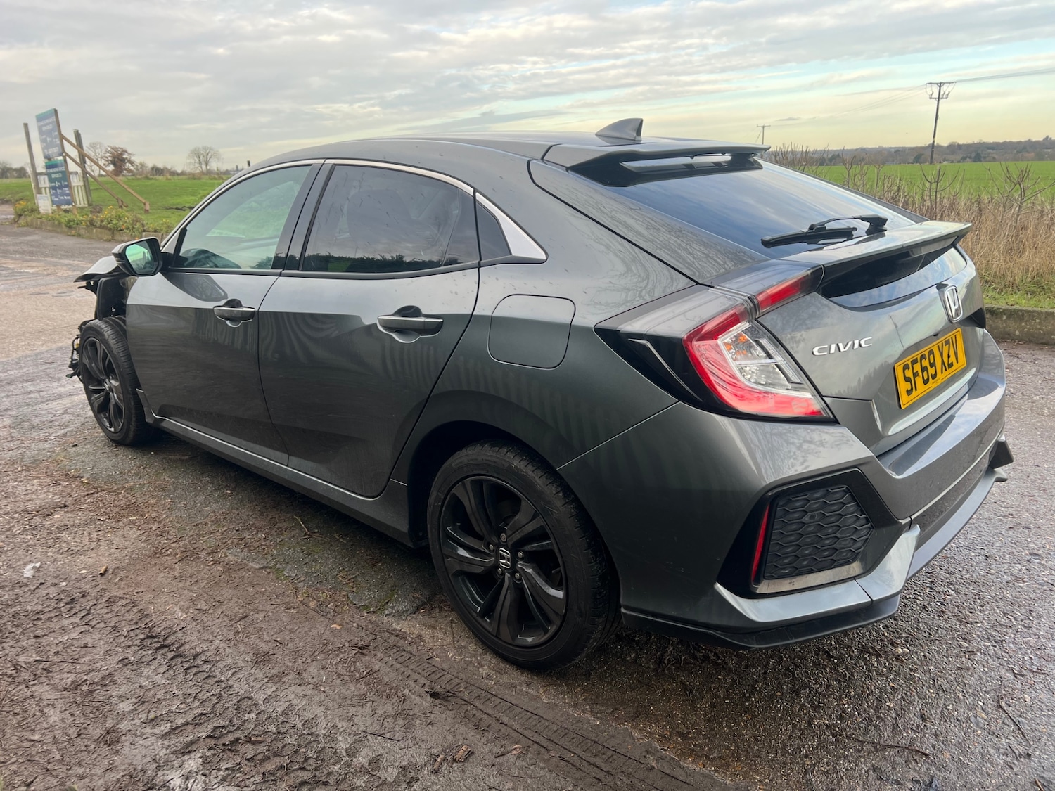 Used Honda Civic 2019 for sale - 76799080: Photo 5