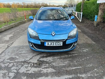 Used Renault Megane 2013 for sale - 77104091: Photo