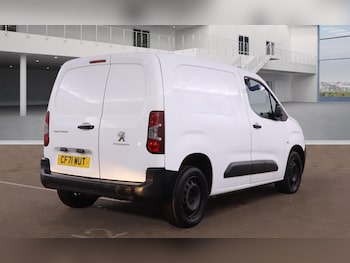 Used Peugeot Partner 2022 for sale - 76986697: Photo