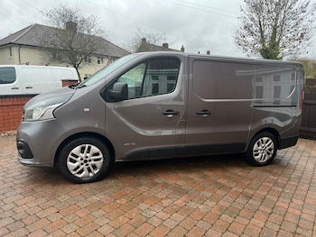 Used Renault Trafic 2015 for sale - 77277579: Photo