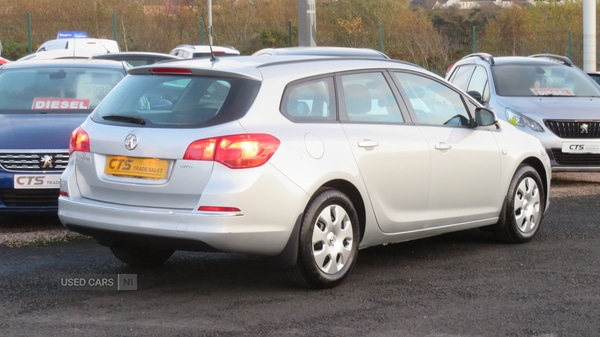 Used Vauxhall Astra 2013 for sale - 76539355: Photo 3