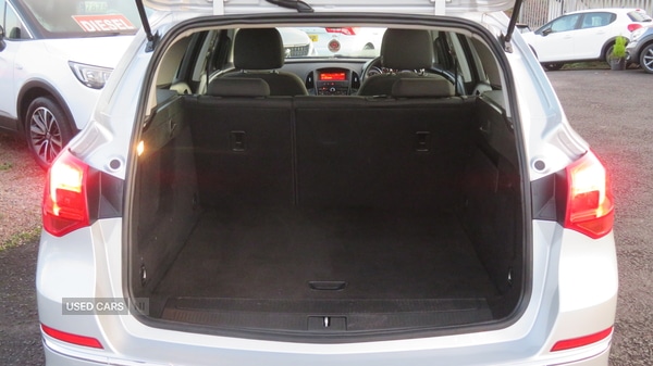 Used Vauxhall Astra 2013 for sale - 76539355: Photo 9