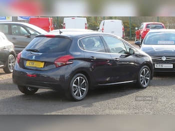 Used Peugeot 208 2018 for sale - 78101643: Photo