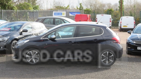 Used Peugeot 208 2018 for sale - 78101643: Photo 4