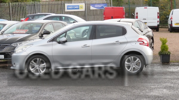 Used Peugeot 208 2013 for sale - 78059286: Photo 5