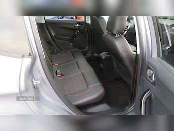 Used Peugeot 2008 2017 for sale - 76500475: Photo