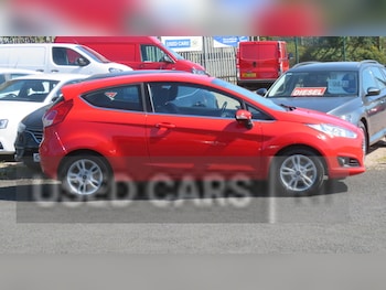 Used Ford Fiesta 2015 for sale - 79085171: Photo