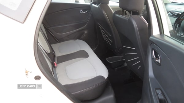 Used Renault Captur 2014 for sale - 74197179: Photo 8