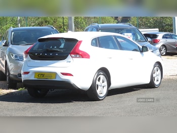Used Volvo V40 2014 for sale - 78536285: Photo