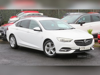 Vauxhall - Insignia