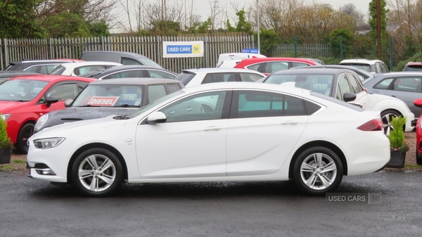 Used Vauxhall Insignia 2017 for sale - 76825669: Photo 5