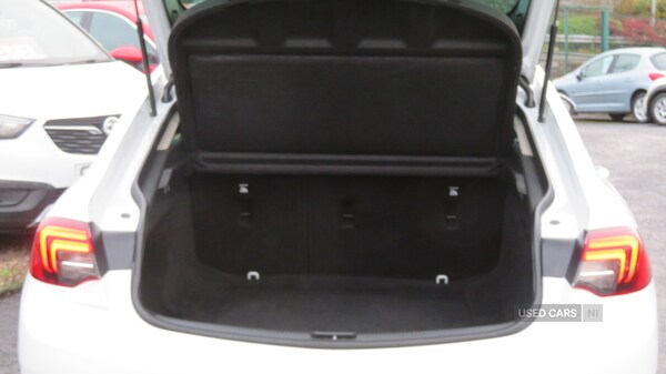 Used Vauxhall Insignia 2017 for sale - 76825669: Photo 9