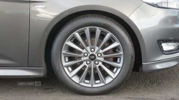 Used Ford Focus 2018 for sale - 75992048: Photo 9