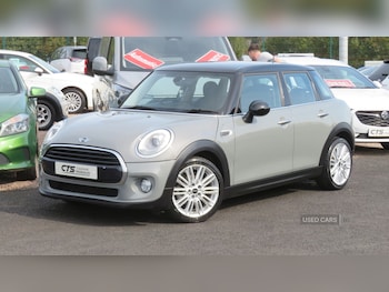 Used MINI Hatch 2017 for sale - 75636076: Photo