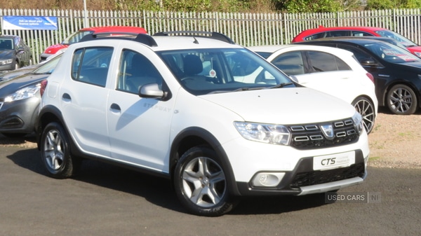 Used Dacia Sandero Stepway 2017 for sale - 77794739: Photo 1