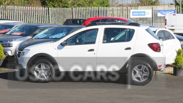 Used Dacia Sandero Stepway 2017 for sale - 77794739: Photo 5