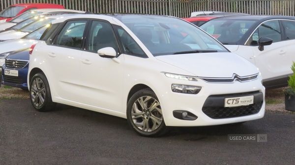 Used Citroen C4 Picasso 2015 for sale - 76608779: Photo 2