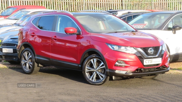 Used Nissan Qashqai 2018 for sale - 76702740: Photo 2
