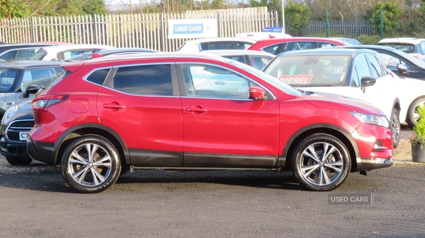 Used Nissan Qashqai 2018 for sale - 76702740: Photo 3